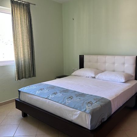 Blue Dream V&V Apartman Saranda Kültér fotó