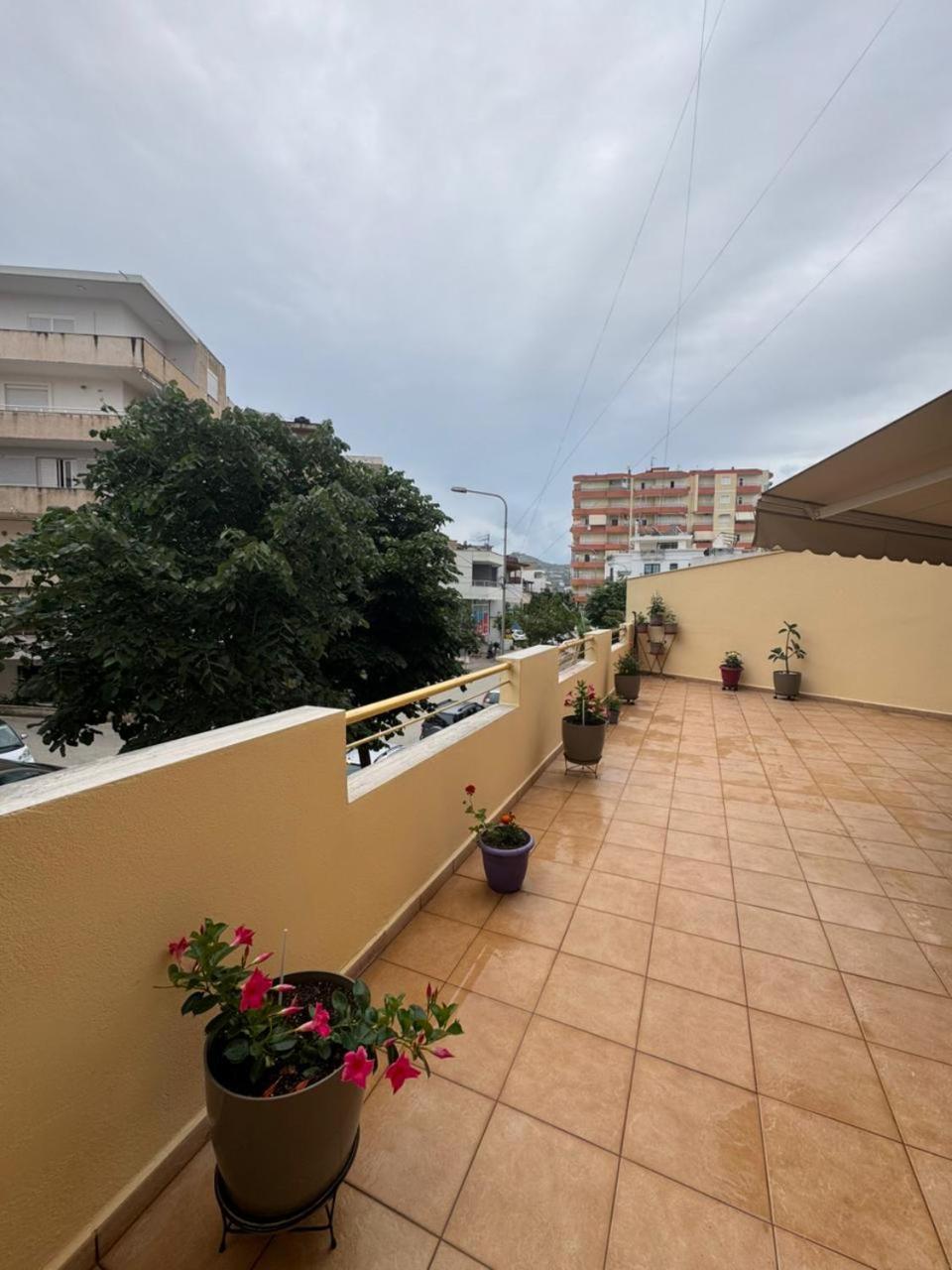 Blue Dream V&V Apartman Saranda Kültér fotó